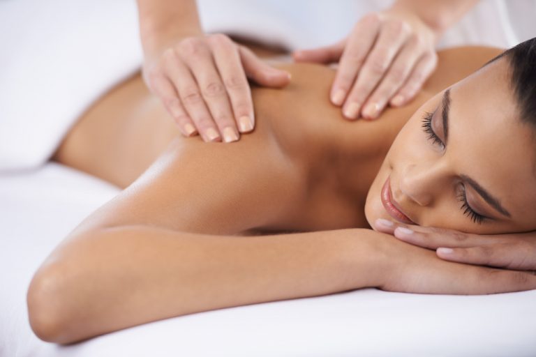 Körperbehandlung Massage Esensa Mediterana